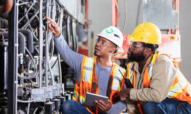 Best Electrical Installation Contractor  in Lynden, WA